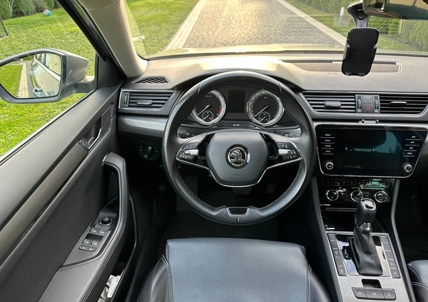 Skoda Superb cena 90900 przebieg: 176000, rok produkcji 2020 z Korfantów małe 121